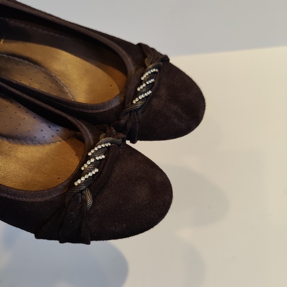 Vaneli Suede Leather Dark Brown Flats - Picture 4 of 9